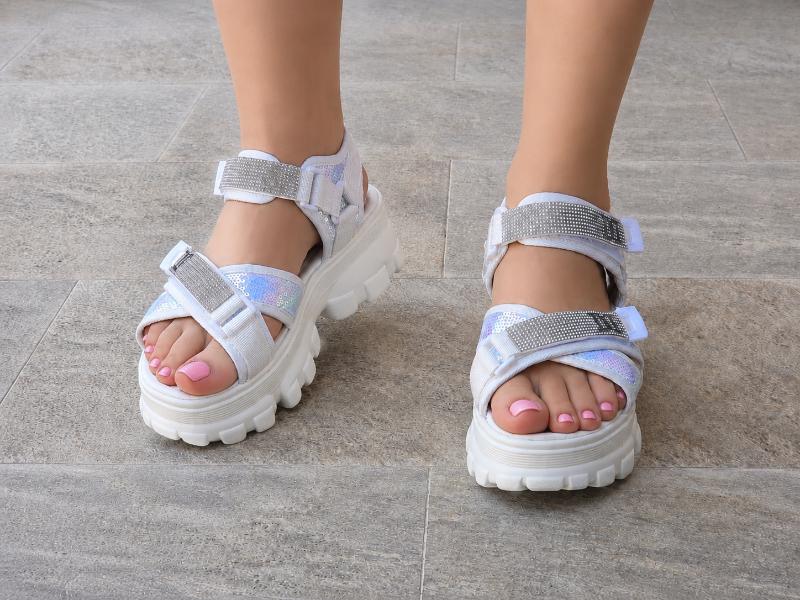 Sandale Damă Albe Platformă Chunky cu Paiete și Barete Reglabile Cod 451