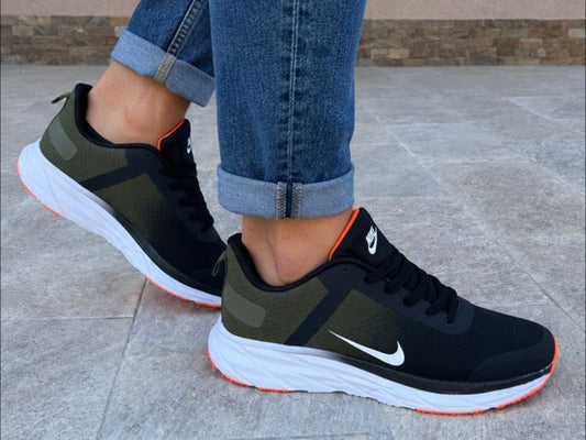 Pantofi sport bărbați Negru Verde talpă din spumă Cod 502